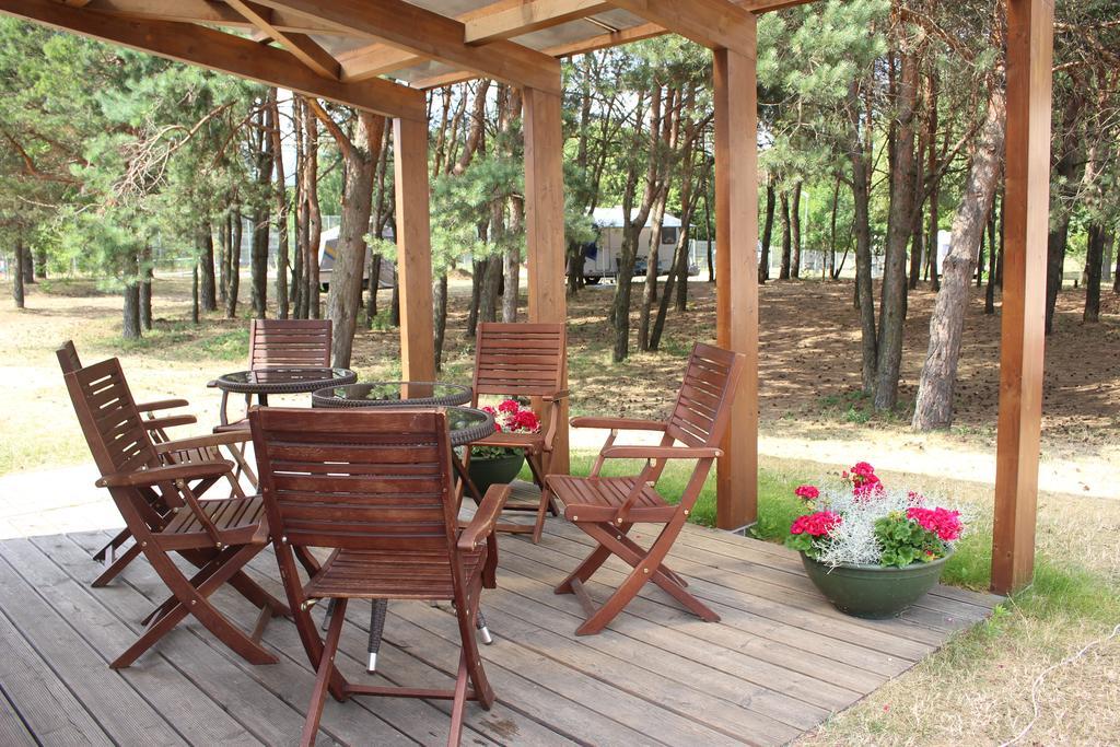 Kaunas Camp Inn エクステリア 写真