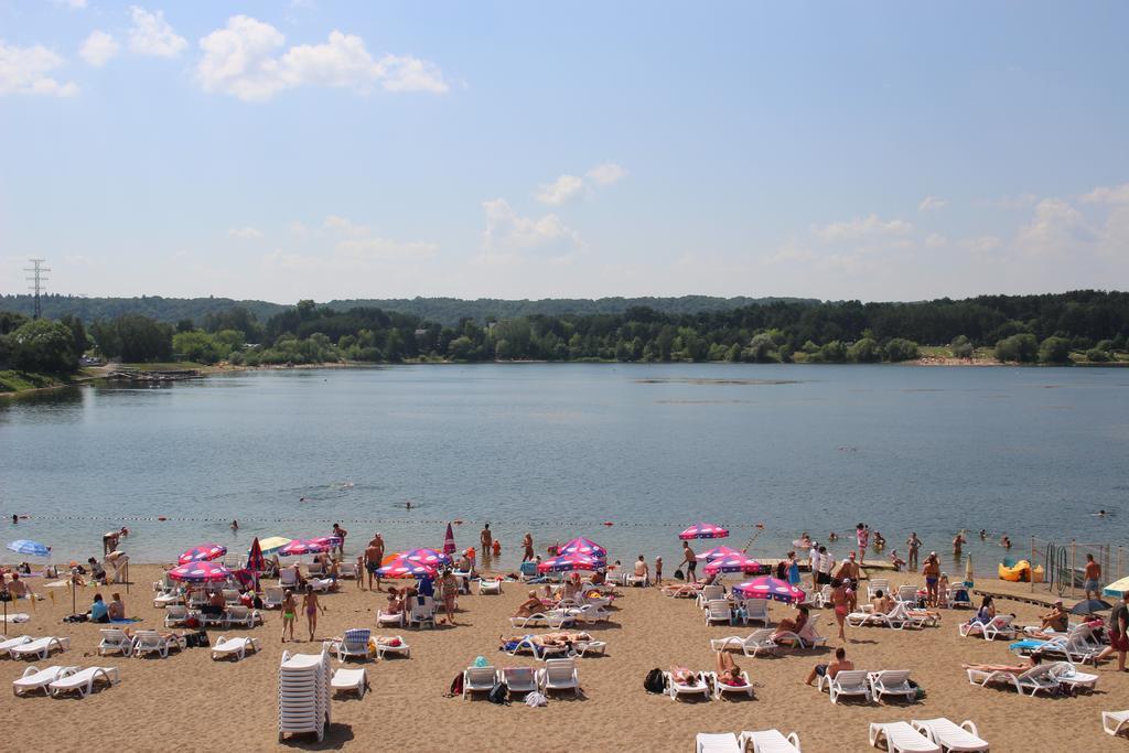 Kaunas Camp Inn エクステリア 写真